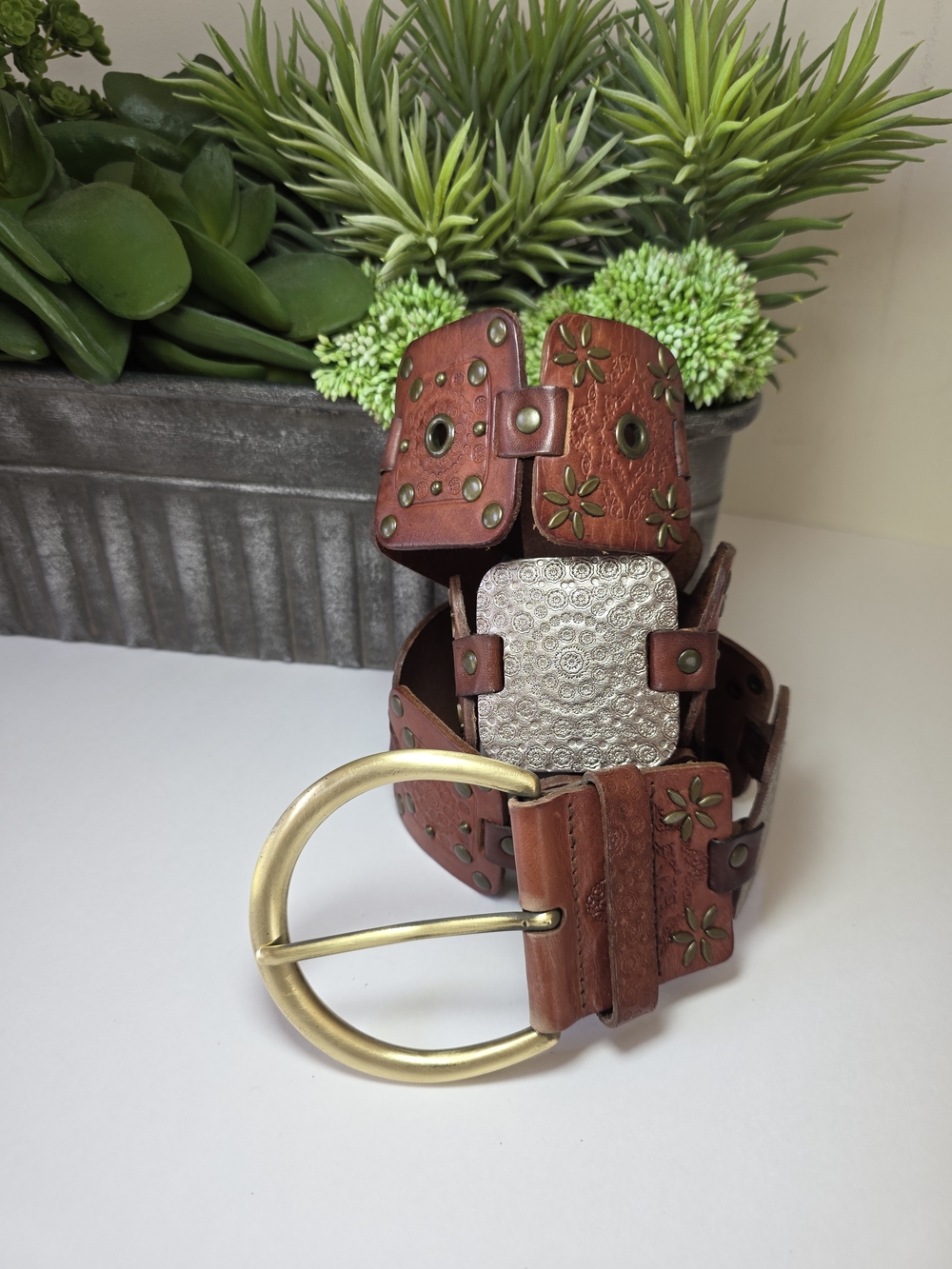 Vintage Fossil Genuine Leather Wide Patchwork Embellished Belt Brass Buckle - Picture 4 of 10